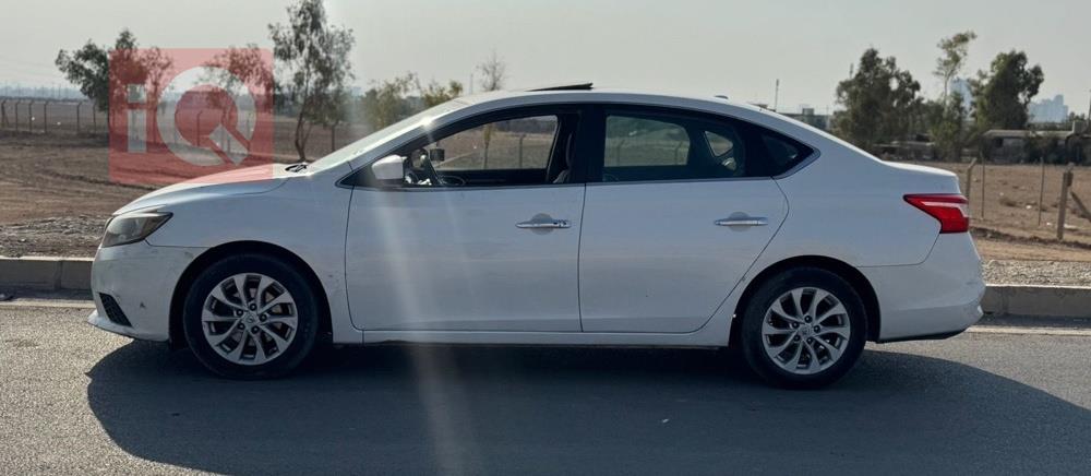 نیسان سێنترا